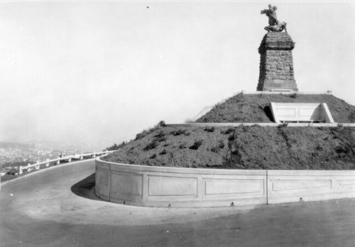 ["Triumph of Light" monument on Mt. Olympus in San Francisco]