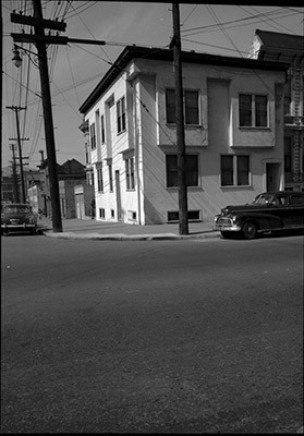 [2098 Bryant Street at 19th Street]