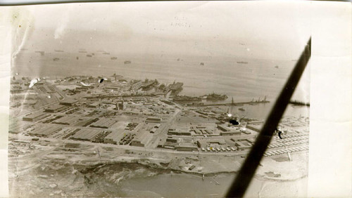 [Aerial view of Hunters Point Naval Shipyard]