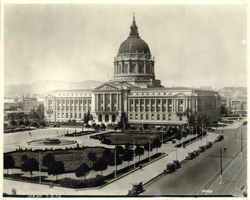 [City Hall, Civic Center Plaza]