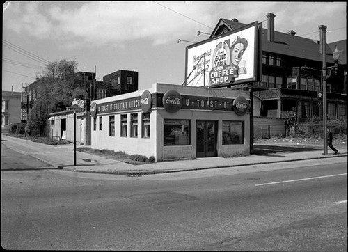 [1298 Potrero Avenue, 25th Street, U-Toast-It Fountain]