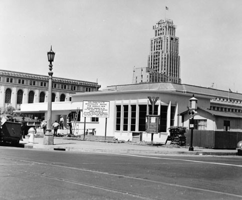 [Hospitality House for servicemen in Civic Center, under construction, 1941]