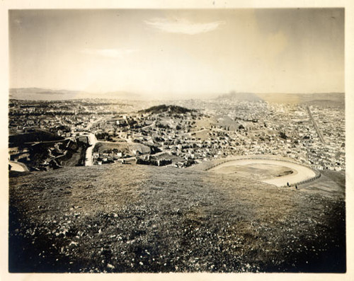 [View of San Francisco looking northeast from Twin Peaks]