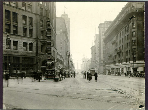 [Lotta's Fountain at the corner of Market east of Kearny Street]