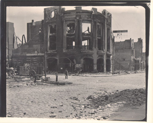 [Ruins of the Tivoli Opera House on the southwest corner of Eddy and Mason streets]