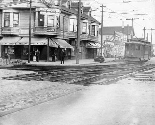 [Clement Street at 6th Avenue]