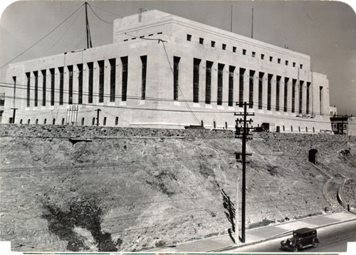 [U. S. Mint building at Market, Buchanan and Duboce streets]