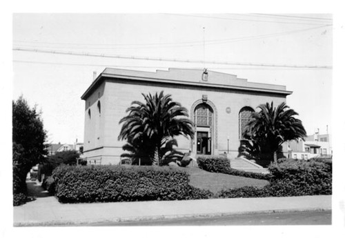 [Exterior of Richmond Branch Library]