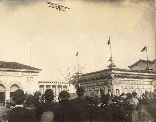 [Aviator Art Smith and some stunt flying near Canadian Pacific building]