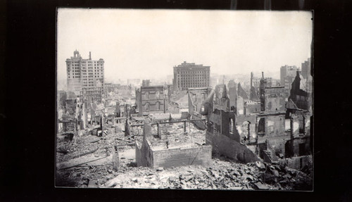 [View of San Francisco after the 1906 earthquake and fire]