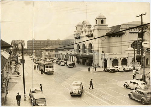 [Southern Pacific depot at 3rd and Townsend streets]