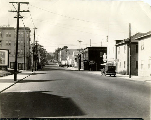 Lombard Street westerly from Divisadero