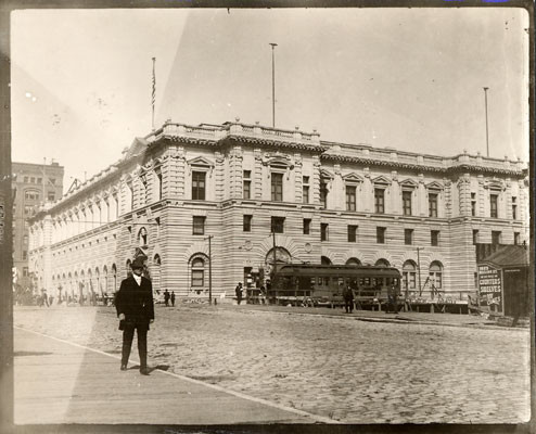 [Exterior of Seventh and Mission Post Office]