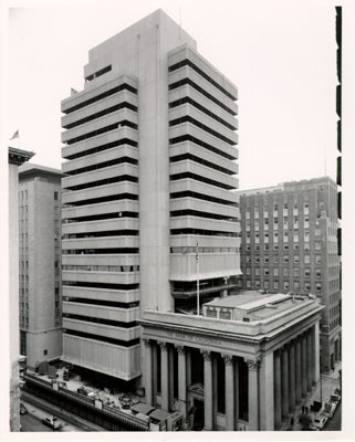 [Bank of California located at 400 California street]