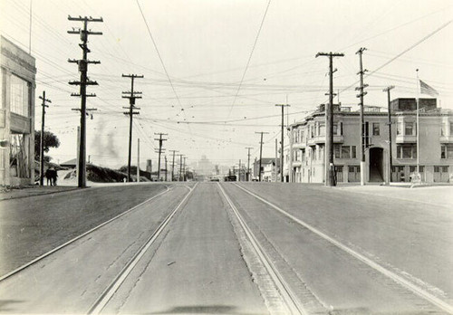 [Potrero Avenue at 17th Street]