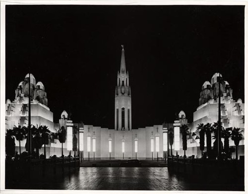 [Night view on Treasure Island of Portals of the Pacific]