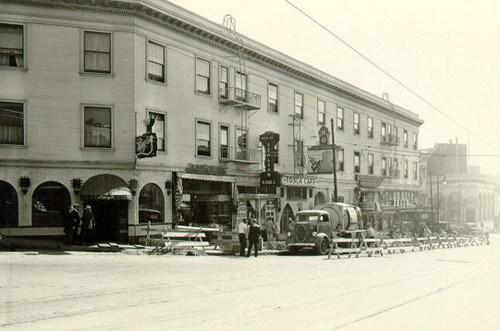 [Grant avenue and Columbus]