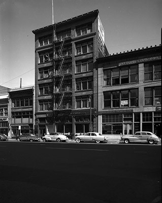 [575 Mission Street, D.C. Allen Business Machines, Continental Merchandise Co., Peerless Curtain Mill, Harry Bruce Woolens, Varne' Drug & Chemical Co.]