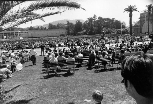 [Audience at the Golden Gate Park Centennial Parade]