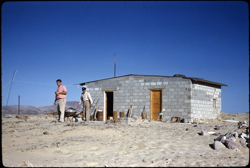 Bahía San Luis Gonzaga sandspit camp