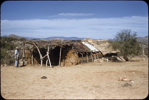 Abandoned Kiliwa house at Arroyo León