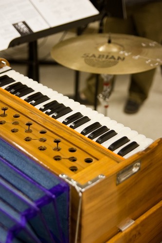 Ping: Rehearsal for 2011 UC San Diego performance: Harmonium keyboard and cymbal