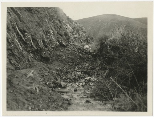 Rockslide near San Dieguito conduit