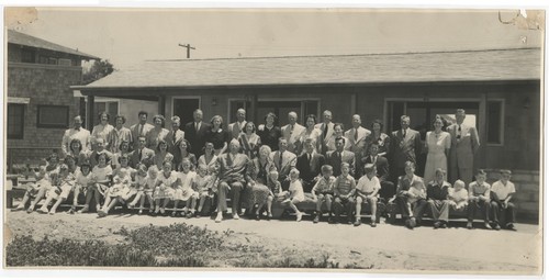 Fletcher family with all children and grandchildren