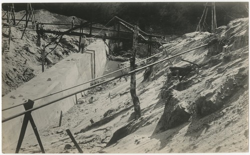 Construction of cut-off wall at Warner's Ranch