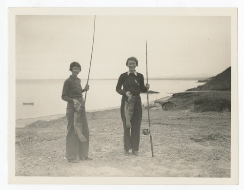 Women with fish caught in San Felipe