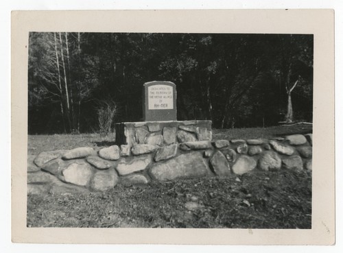 Memorial to the village of Ah-Ner
