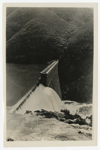 Lake Hodges Dam spillway