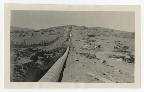 Laying concrete pipeline for Sweetwater siphon