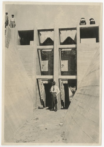 Unidentified people with Lake Henshaw Dam outlet tunnel