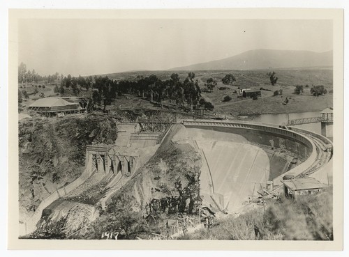 Sweetwater Dam reconstruction following 1916 flood