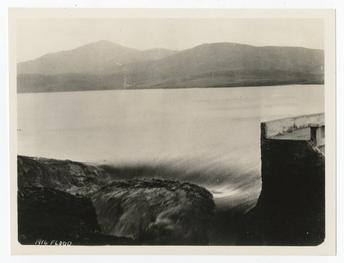 Sweetwater Dam during the 1916 flood