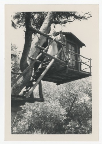 Couple in treehouse at Fletcher family Eagle's Nest retreat, San Diego County