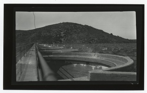 Water splashing on the top of Lake Murray Dam