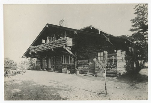 Exterior of the lodge at Pine Hills