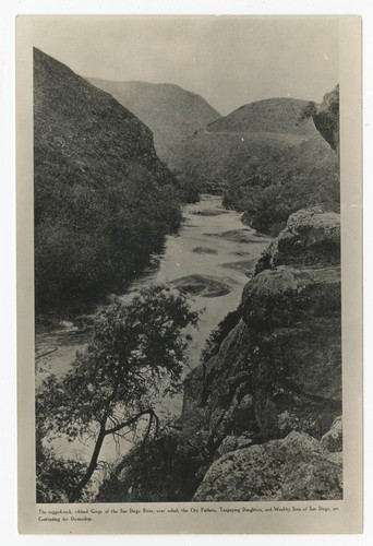 San Diego River in a valley in San Diego