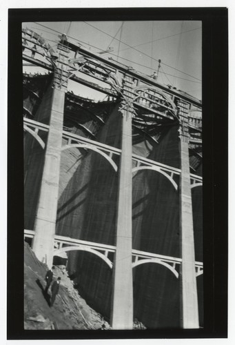 Construction of Lake Murray Dam