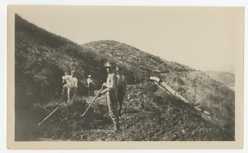 Laborers repairing the San Diego flume following the 1916 flood