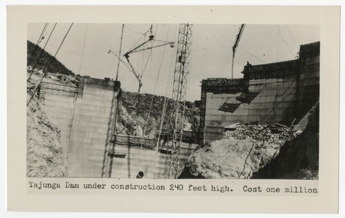 Big Tujunga Dam under construction