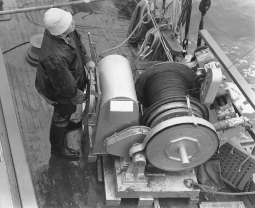 [Winch on R/V E.W. Scripps]