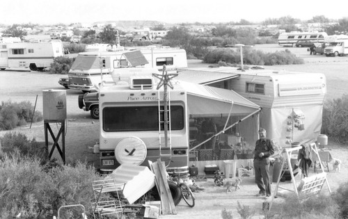 Slab City: photograph of campground and trailers