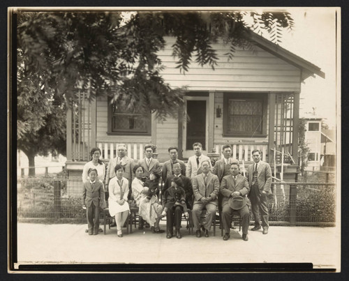 Yoshinaga family group photo