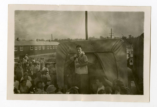 George Naohara leaving Jerome camp for Tule Lake camp