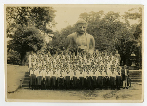 Kofu Koto Jogakko [= Kofu Girls High School] field trip, Kotokuin