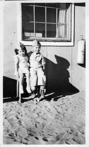 [Gary and Nancy Fujita at Granada incarceration camp]