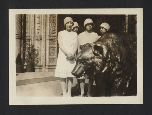 Photograph of Suzuki family at 1928 Sacramento State Fair